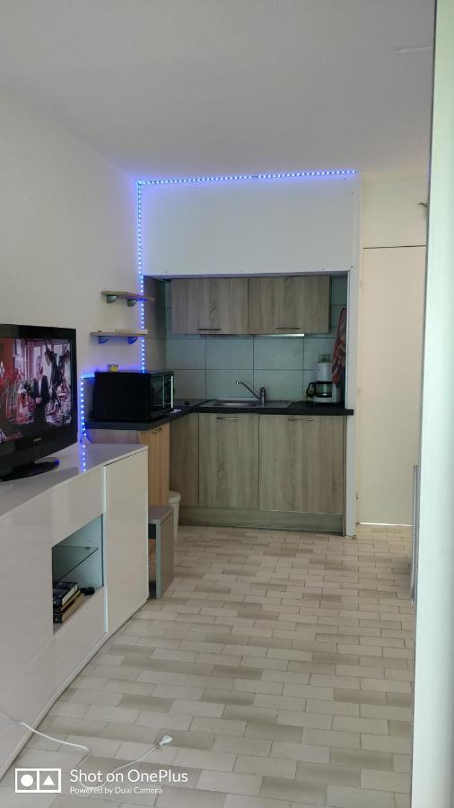 Studio Rdj Terrasse Piscine Sanary Sur Mer Eksteriør billede